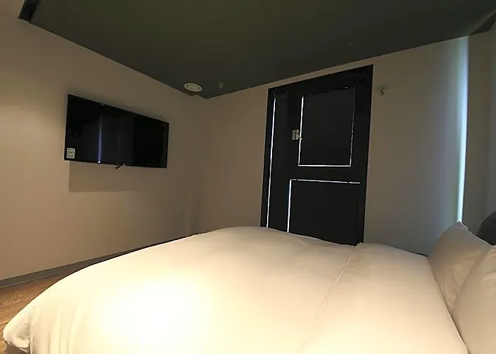 Yeoubi Songjeong 3*